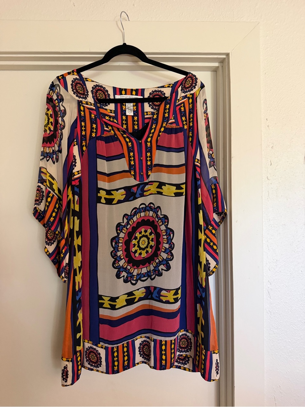 Diane Von Furstenberg Multicolor Medallion Print Tunic